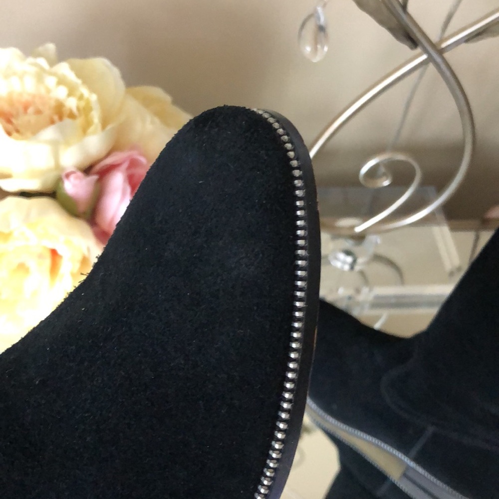 MICHAEL Michael Kors Bayview Riding Black Suede Boots - Picture 5 of 15